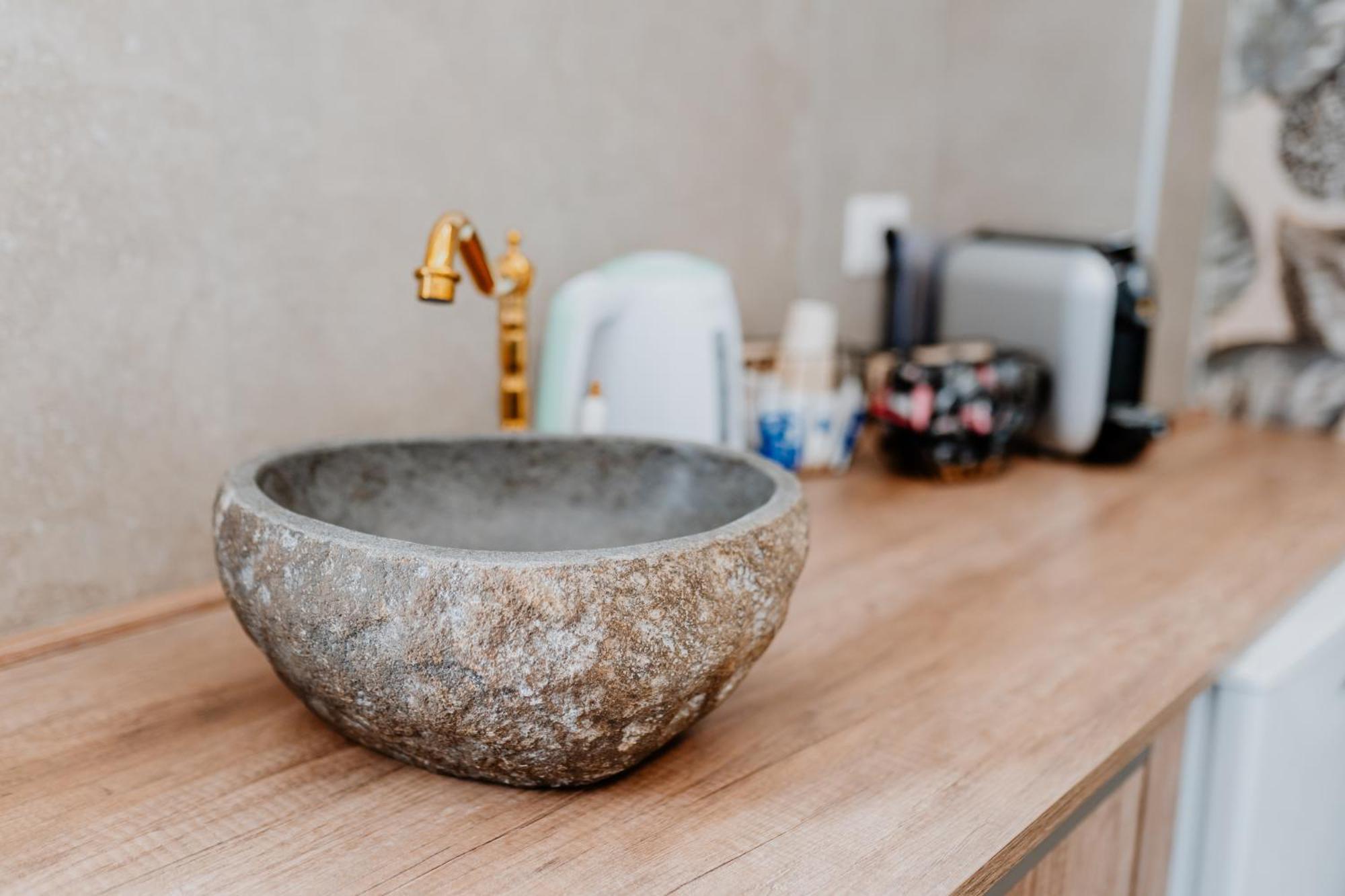 Luxuite Spa Con Piscina E Jacuzzi Alberobello Exteriör bild