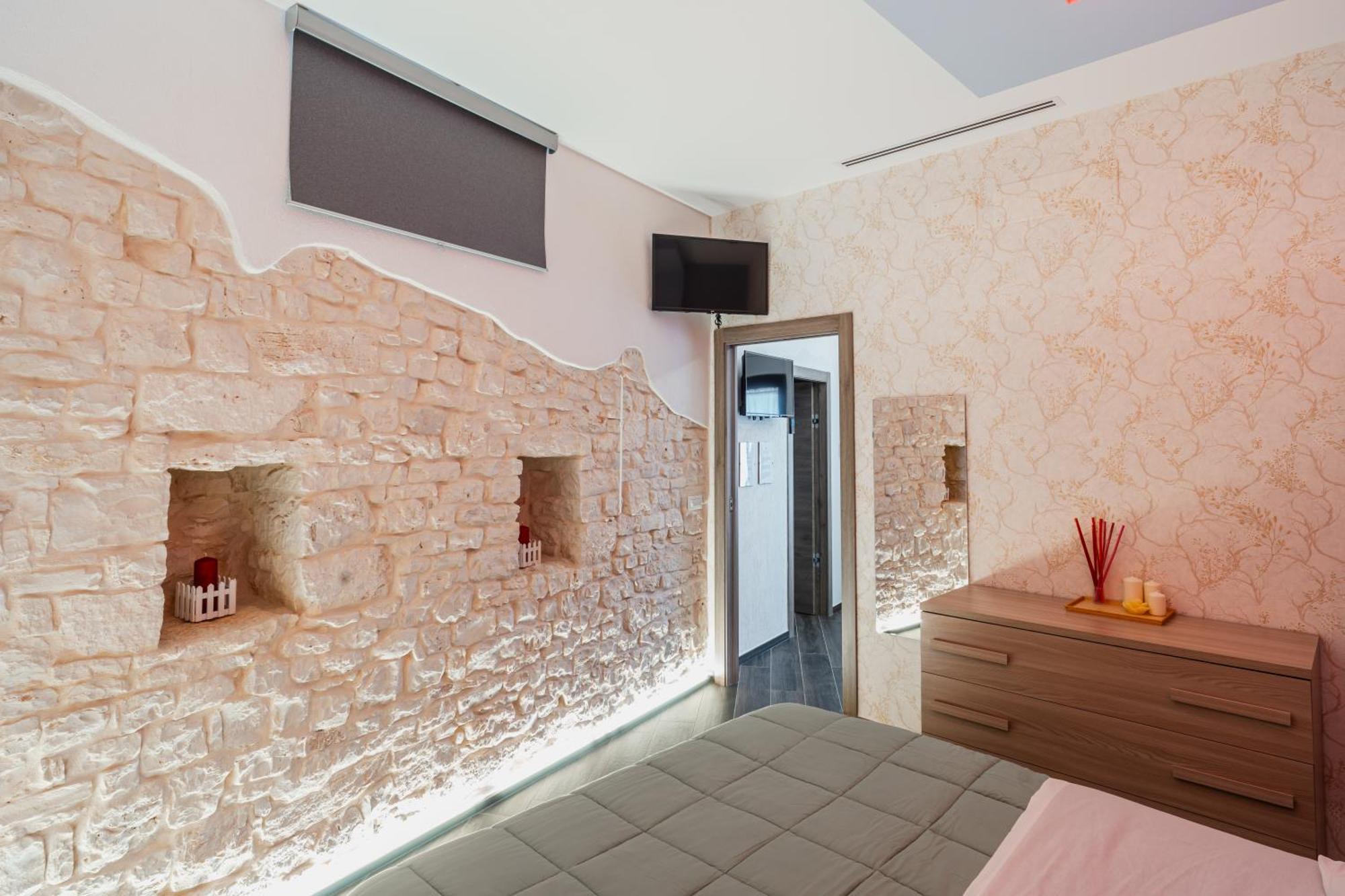 Luxuite Spa Con Piscina E Jacuzzi Alberobello Exteriör bild